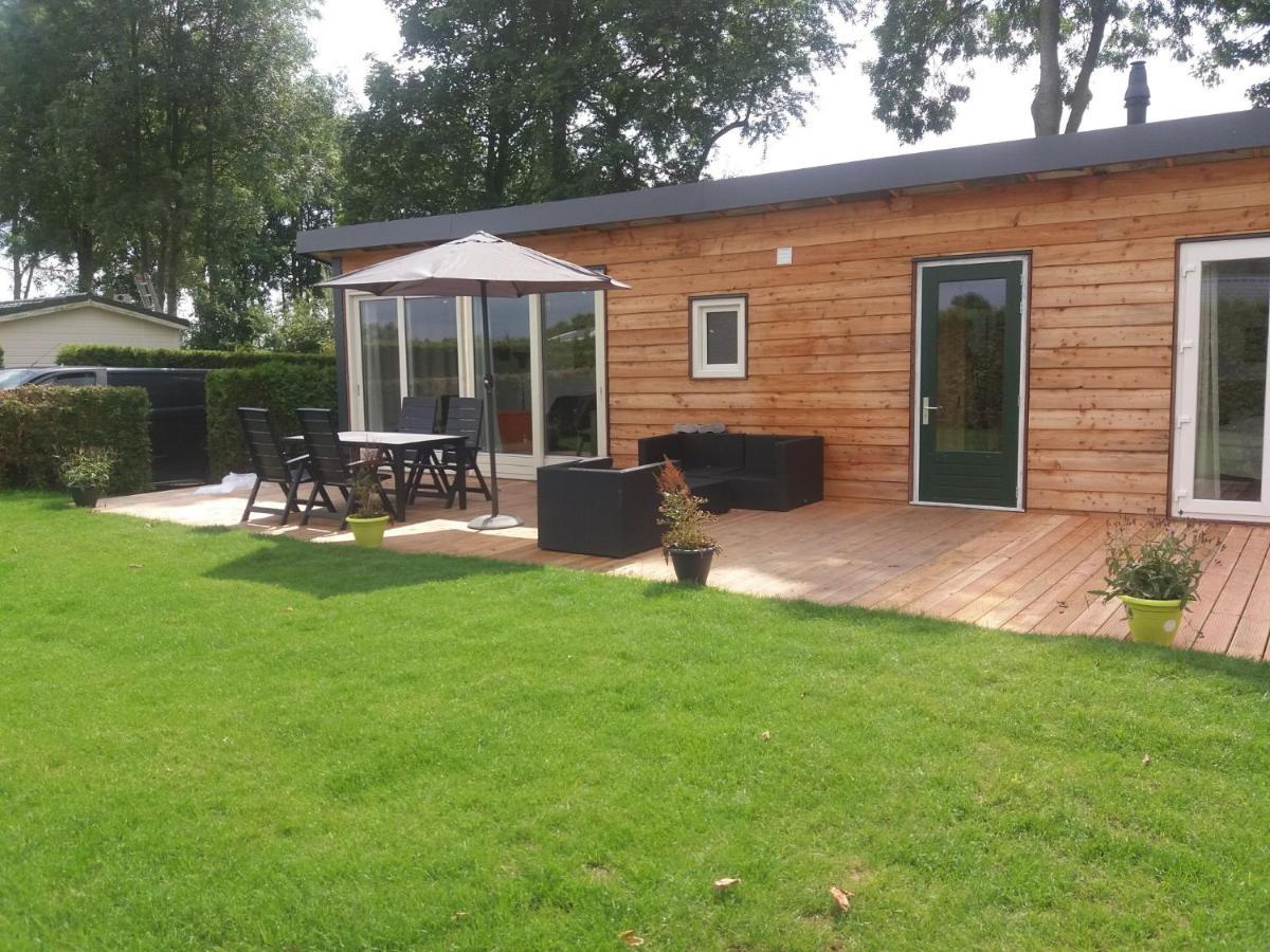 Luxe Bungalow Op Rustig Vakantiepark. Dronrijp Екстериор снимка